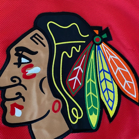 Chicago Blackhawks Reebok Home Jersey - Picture 7 of 7